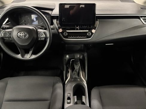 Used 2024 Toyota Corolla LE image 10