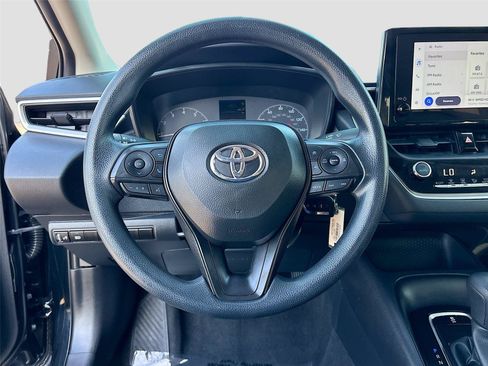 Used 2024 Toyota Corolla LE FWD image 11