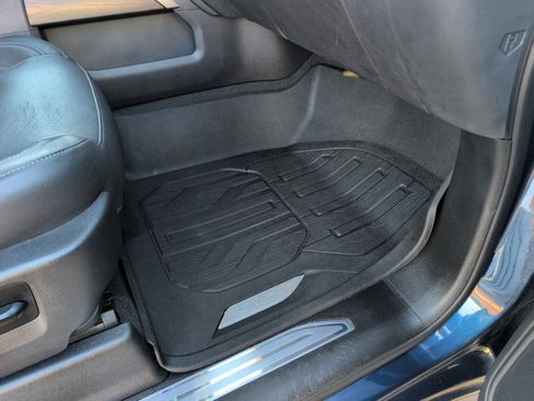 Used 2020 GMC Sierra 1500 SLT w/ SLT Premium Plus Package image 10