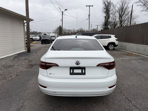 Used 2019 Volkswagen Jetta S w/ Driver Assistance Package image 9