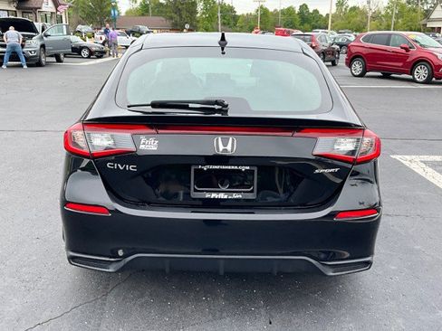 Used 2022 Honda Civic Sport image 4