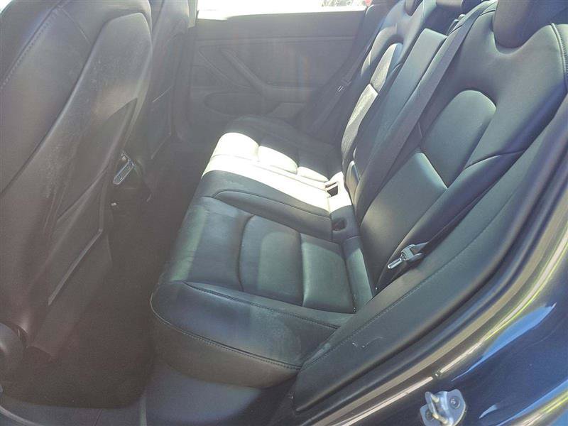 Used 2019 Tesla Model 3 Mid Range RWD image 7
