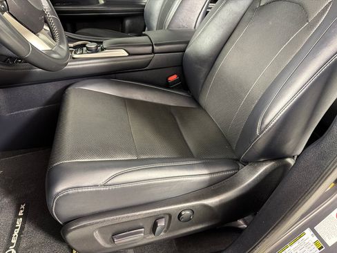 Used 2018 Lexus RX 350 FWD w/ Accessory Package image 12