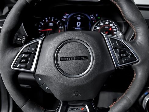 Used 2019 Chevrolet Camaro ZL1 RWD image 28