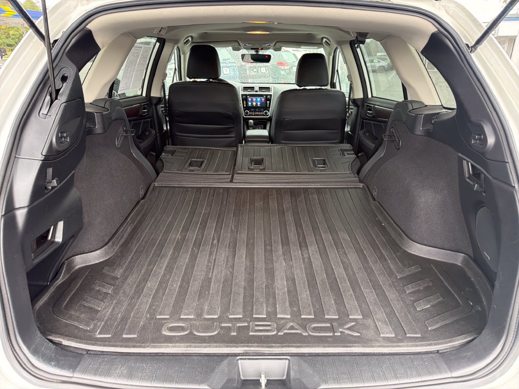 Used 2018 Subaru Outback 2.5i Limited AWD/4WD image 30