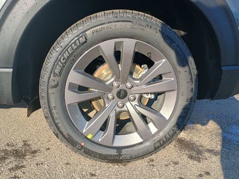 New 2026 Ford Explorer Active w/ Active Comfort Package image 31