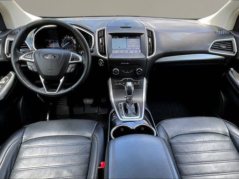 Used 2018 Ford Edge SEL w/ Equipment Group 201A AWD/4WD image 7