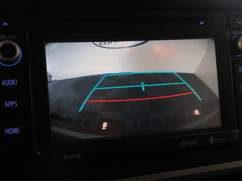 Used 2018 Toyota Tacoma SR5 image 22