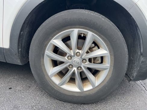 Used 2017 Kia Sorento LX w/ LX Convenience Package AWD/4WD image 12