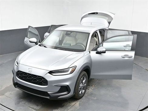 New 2026 Honda HR-V LX image 42