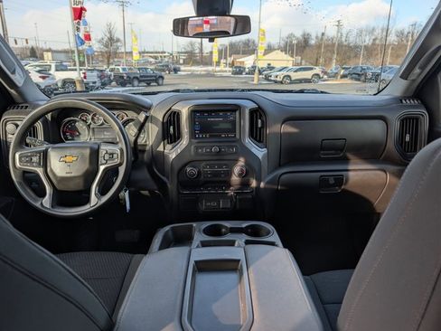 Used 2021 Chevrolet Silverado 1500 Custom w/ Safety Confidence Package image 11