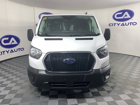 Used 2024 Ford Transit 250 Low Roof w/ Exterior Upgrade Package image 9