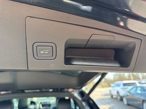 Certified 2023 Cadillac XT5 Premium Luxury image 21