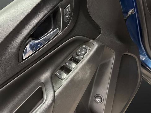 Used 2021 Chevrolet Equinox LT image 26