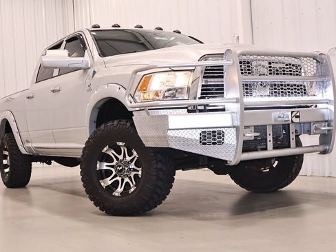 Used 2010 Dodge Ram 2500 Truck SLT w/ Big Horn Regional Pkg AWD/4WD image 36