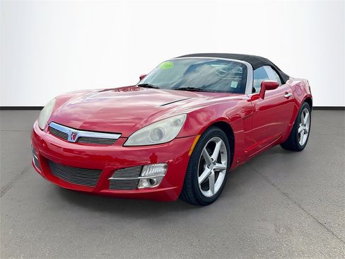Used 2008 Saturn Sky image 3