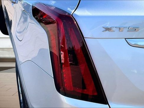 Used 2020 Cadillac XT5 Premium Luxury FWD image 29