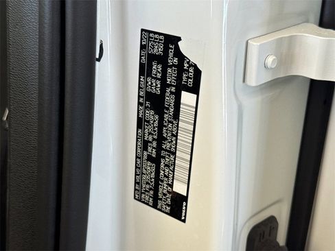 Certified 2023 Volvo C40 P8 Recharge Plus image 27