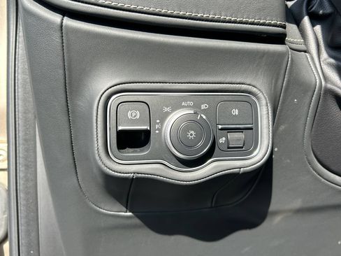 Used 2025 Mercedes-Benz G 63 AMG 4MATIC image 13