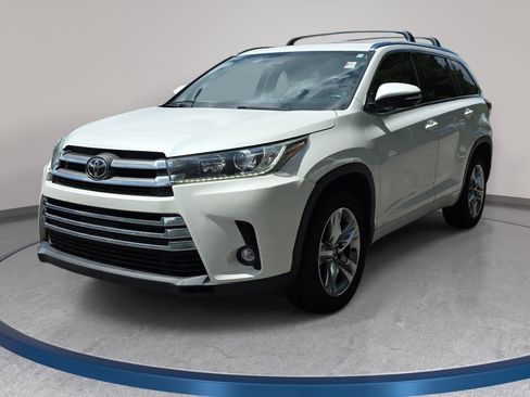 Used 2019 Toyota Highlander Limited FWD image 1