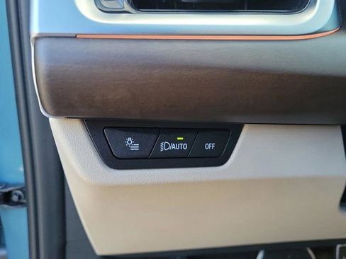Used 2023 BMW X1 xDrive28i w/ Premium Package AWD/4WD image 12