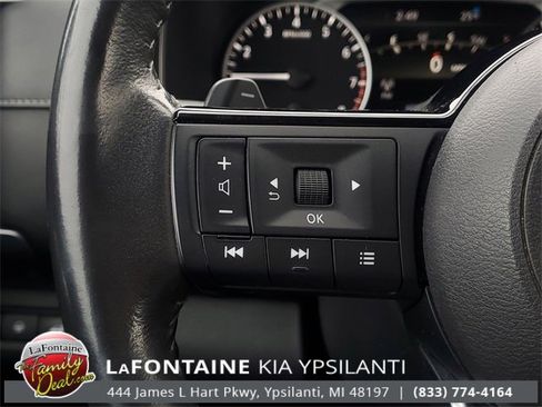 Used 2023 Nissan Pathfinder SL image 18