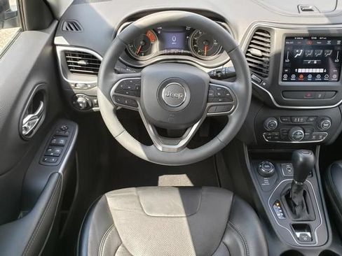 Used 2022 Jeep Cherokee Latitude Lux AWD/4WD image 17