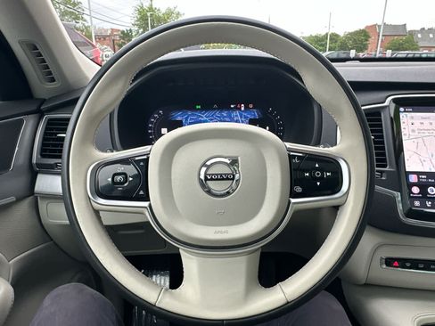 Used 2023 Volvo XC90 B5 Core w/ Climate Package AWD/4WD image 12