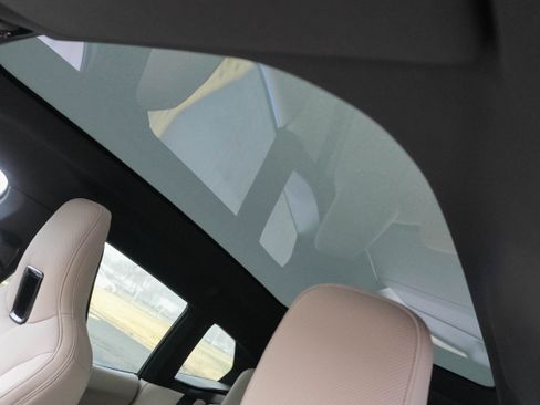 Used 2024 BMW iX xDrive50 w/ Sport Package image 15