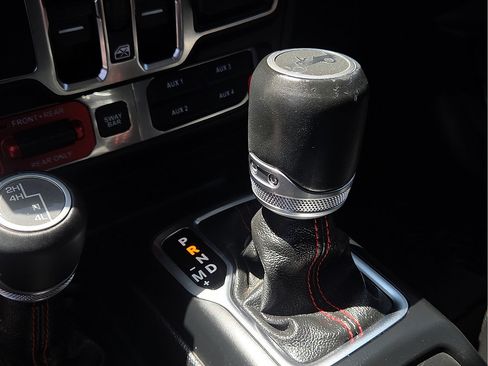 Used 2019 Jeep Wrangler Unlimited Rubicon AWD/4WD image 20