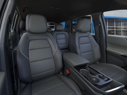 New 2026 Chevrolet Equinox LT FWD image 16