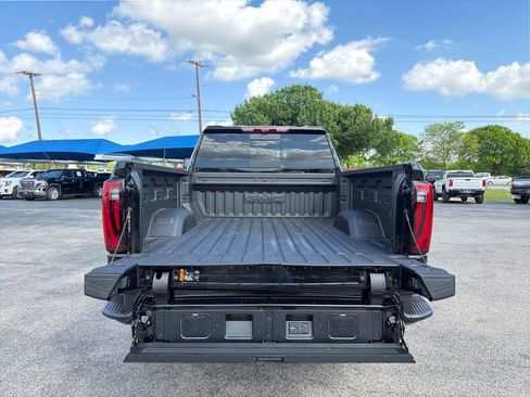 New 2026 GMC Sierra 2500 Denali Ultimate image 8