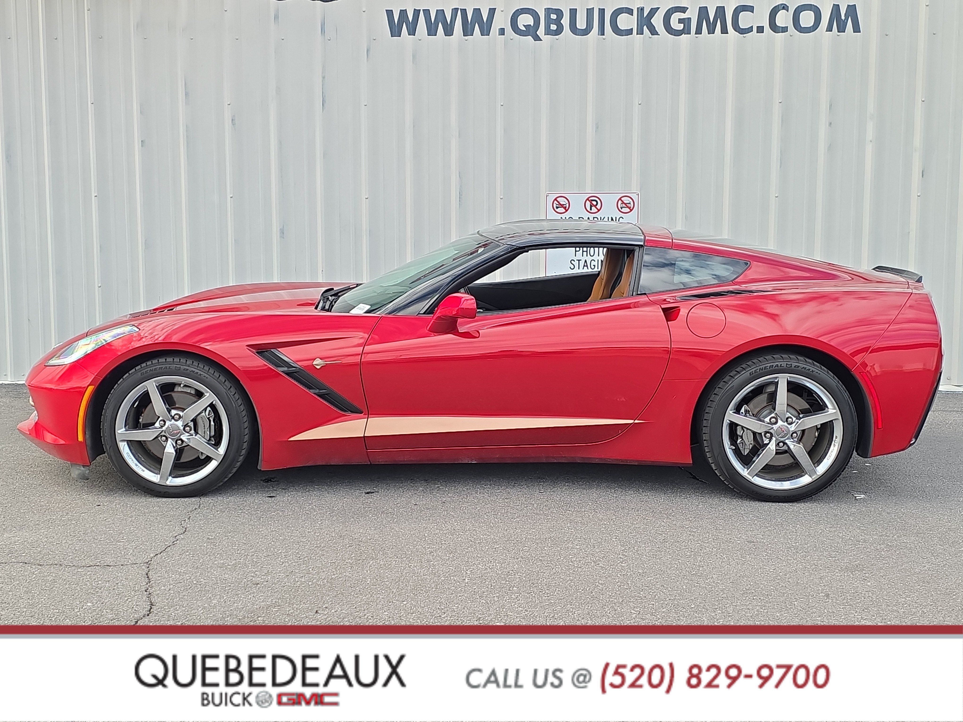 Used 2015 Chevrolet Corvette Stingray Coupe w/ 2LT Preferred Equipment Group RWD image 4