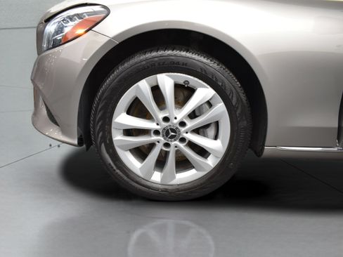 Used 2019 Mercedes-Benz C 300 4MATIC Sedan image 33