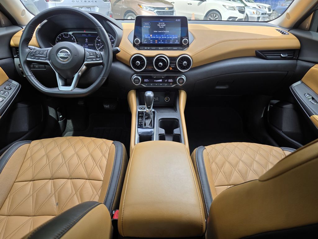 Used 2021 Nissan Sentra SV w/ SV Premium Package FWD image 11
