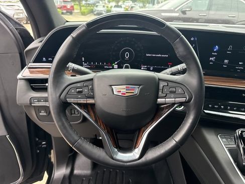 Certified 2023 Cadillac Escalade Premium Luxury AWD/4WD image 14