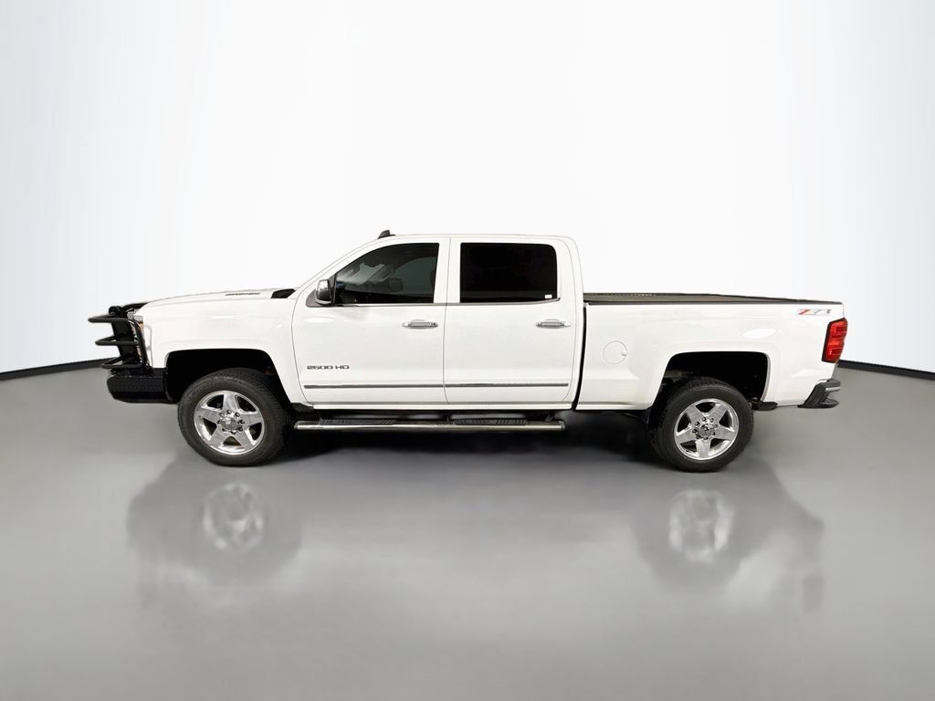 Used 2015 Chevrolet Silverado 2500 LTZ w/ Duramax Plus Package AWD/4WD image 4