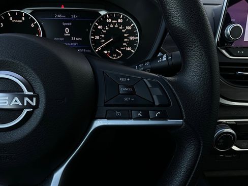 Used 2025 Nissan Altima 2.5 SV image 33