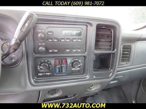 Used 2007 GMC Sierra 1500 W/T image 9