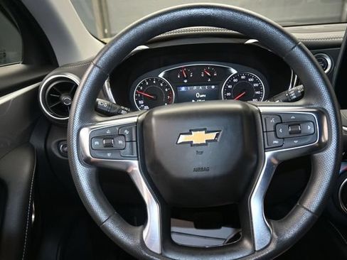 Used 2024 Chevrolet Blazer LT w/ Convenience Package FWD image 8