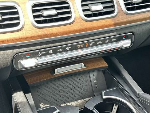 Certified 2025 Mercedes-Benz GLE 350 4MATIC image 31