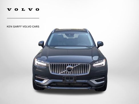 Certified 2022 Volvo XC90 T8 Inscription Expression image 9