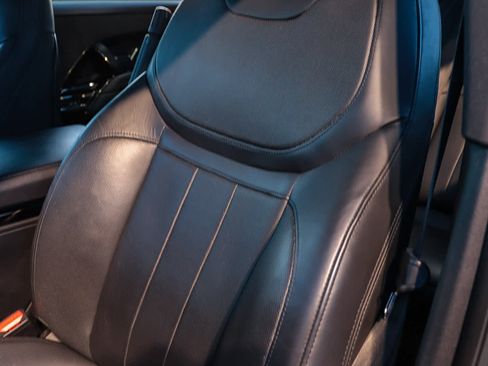 Used 2023 Land Rover Range Rover Sport SE image 32