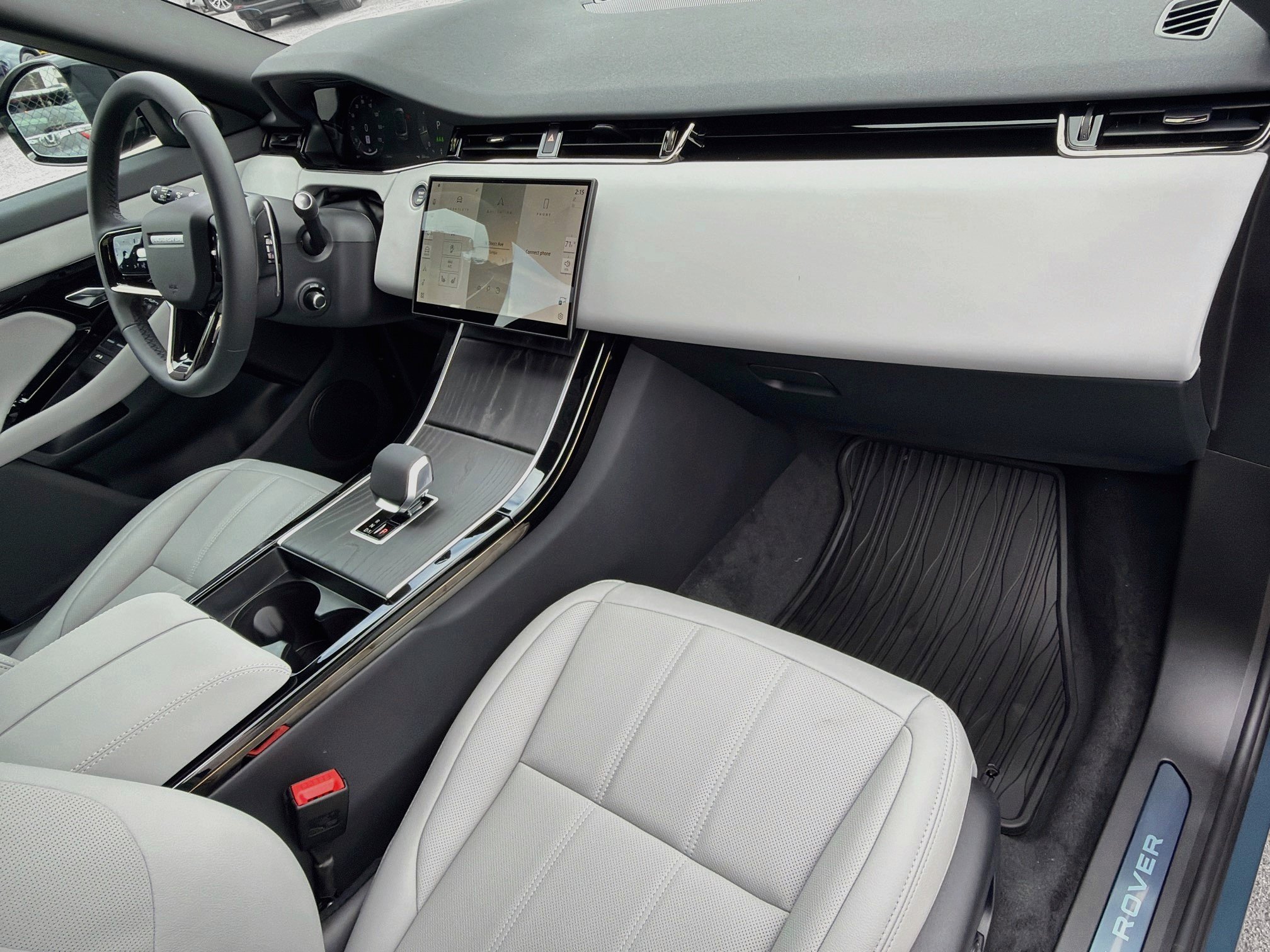 New 2026 Land Rover Range Rover Evoque S AWD/4WD image 13