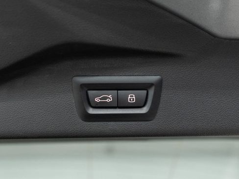 Used 2026 BMW X7 xDrive40i AWD/4WD image 41