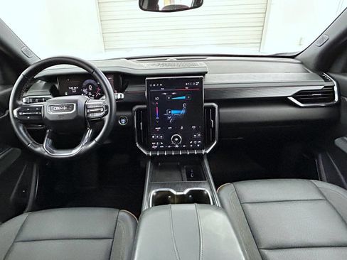 Used 2025 GMC Acadia AT4 AWD/4WD image 13
