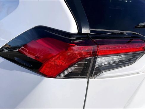 Used 2024 Toyota RAV4 XLE image 28