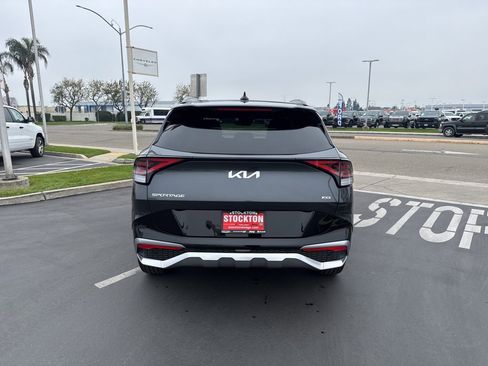 Used 2024 Kia Sportage SX image 5