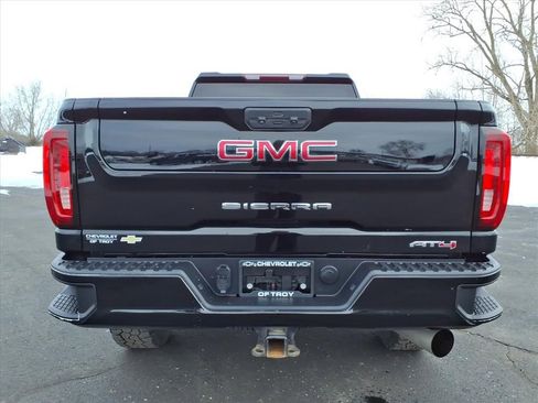 Used 2023 GMC Sierra 2500 AT4 image 8