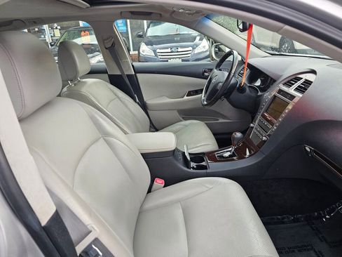 Used 2011 Lexus ES 350 image 11